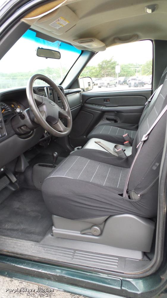 image for item DA6204 2006 Chevrolet Silverado 2500HD pickup truck