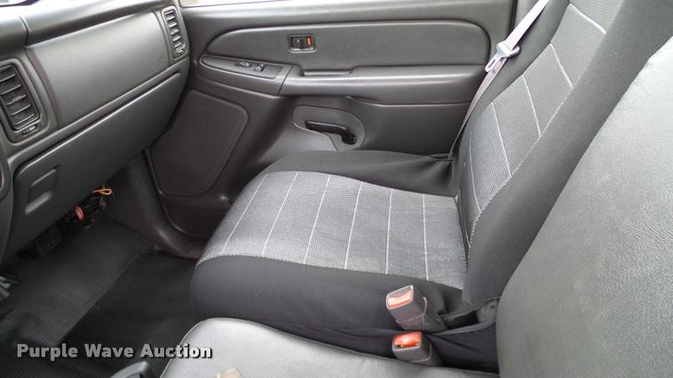 image for item DA6204 2006 Chevrolet Silverado 2500HD pickup truck