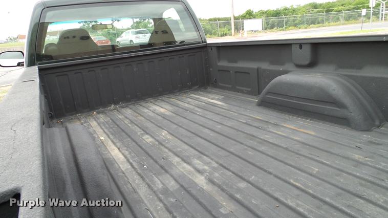 image for item DA6204 2006 Chevrolet Silverado 2500HD pickup truck