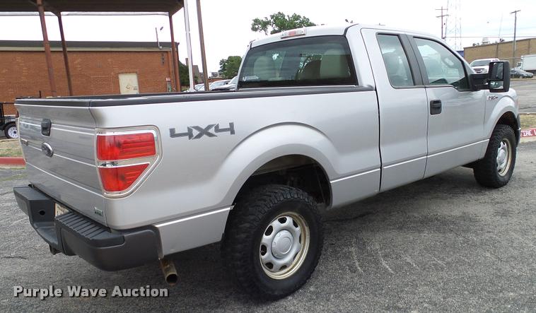 image for item DA6205 2010 Ford F150 XL SuperCab pickup truck