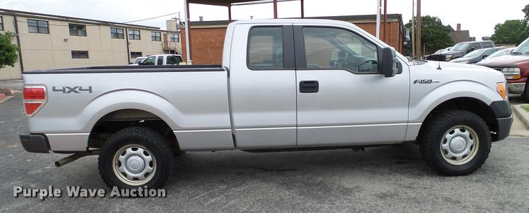 image for item DA6205 2010 Ford F150 XL SuperCab pickup truck