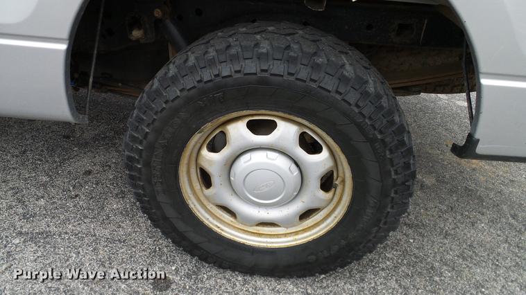 image for item DA6205 2010 Ford F150 XL SuperCab pickup truck