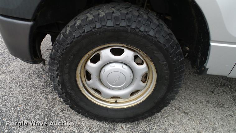 image for item DA6205 2010 Ford F150 XL SuperCab pickup truck