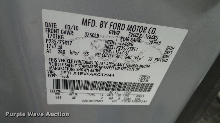 image for item DA6205 2010 Ford F150 XL SuperCab pickup truck