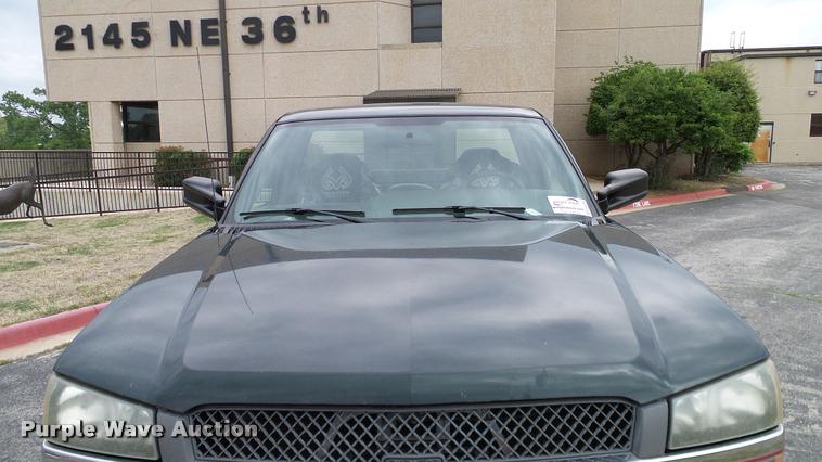 image for item DA6208 2004 Chevrolet Silverado 2500HD pickup truck