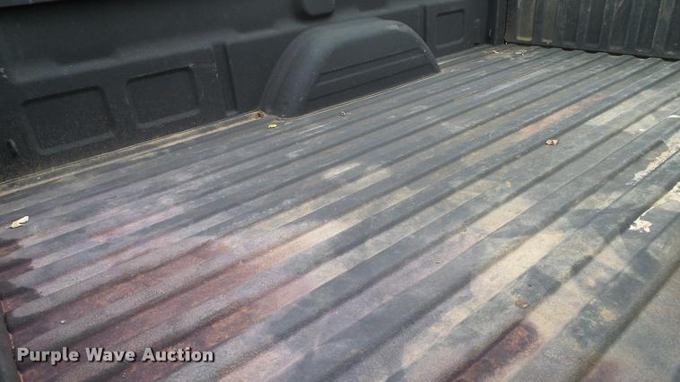 image for item DA6208 2004 Chevrolet Silverado 2500HD pickup truck