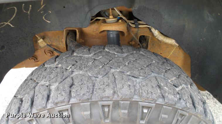 image for item DA6208 2004 Chevrolet Silverado 2500HD pickup truck