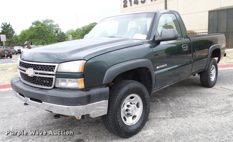 image for item DA6209 2006 Chevrolet Silverado 2500HD pickup truck