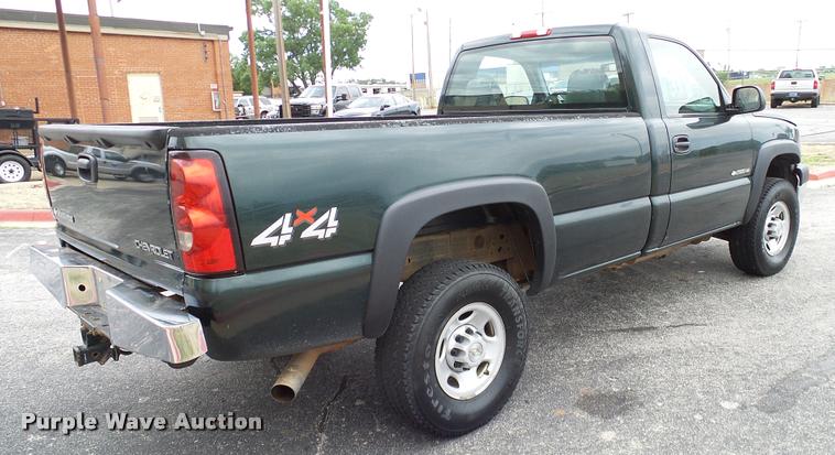 image for item DA6209 2006 Chevrolet Silverado 2500HD pickup truck