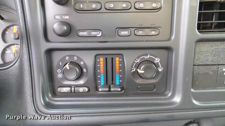 image for item DA6209 2006 Chevrolet Silverado 2500HD pickup truck