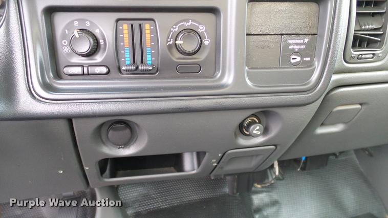 image for item DA6209 2006 Chevrolet Silverado 2500HD pickup truck