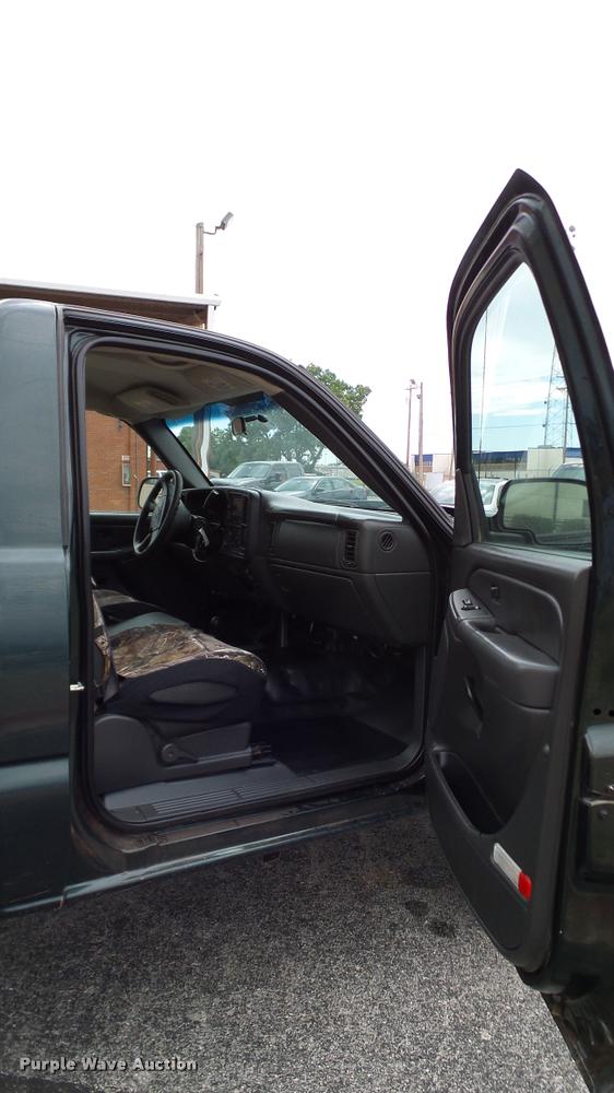 image for item DA6209 2006 Chevrolet Silverado 2500HD pickup truck