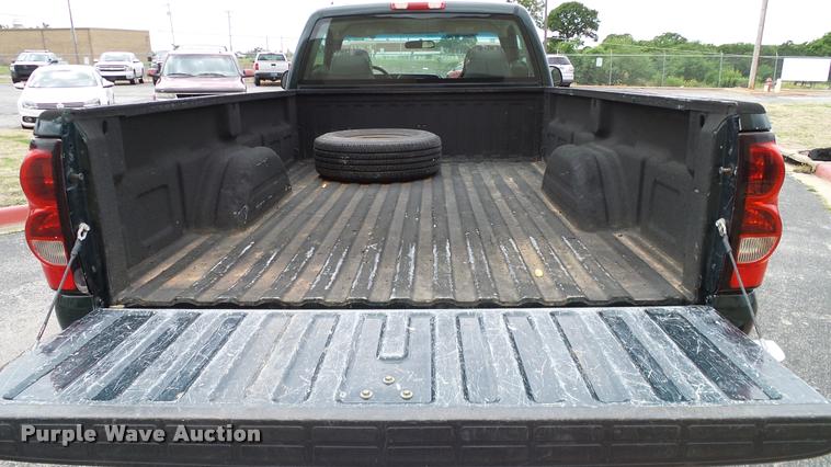 image for item DA6209 2006 Chevrolet Silverado 2500HD pickup truck