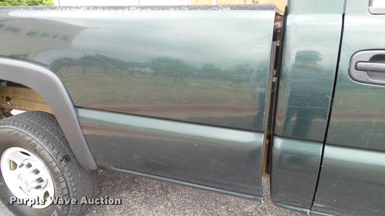 image for item DA6209 2006 Chevrolet Silverado 2500HD pickup truck