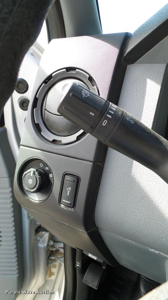 image for item DA6210 2011 Ford F250 Super Duty XL pickup truck