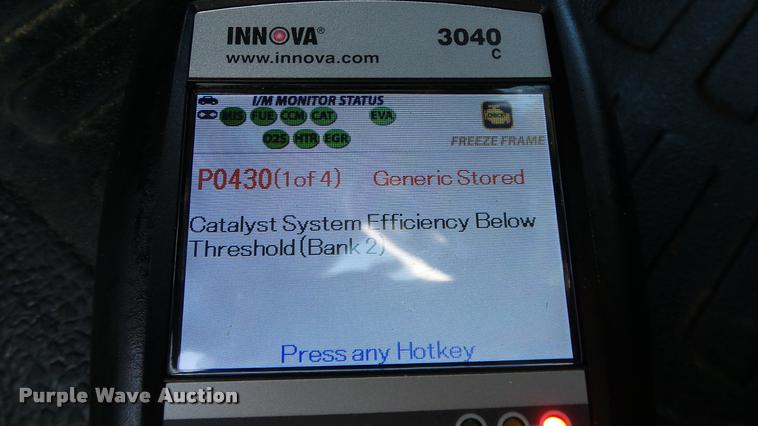 image for item DA6210 2011 Ford F250 Super Duty XL pickup truck