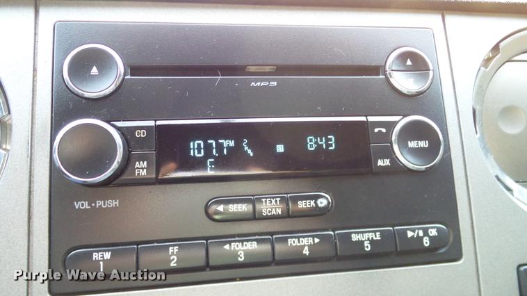 image for item DA6212 2015 Ford F250 Super Duty XLT Crew Cab pickup truck