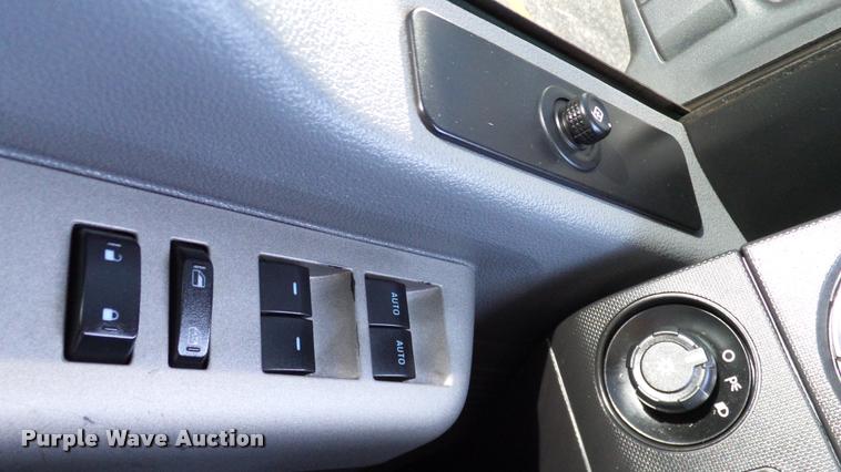 image for item DA6212 2015 Ford F250 Super Duty XLT Crew Cab pickup truck