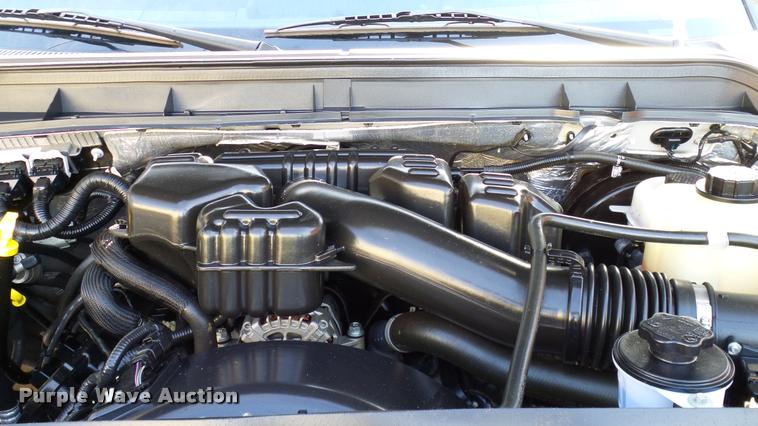 image for item DA6212 2015 Ford F250 Super Duty XLT Crew Cab pickup truck