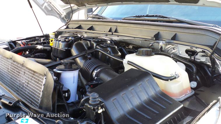 image for item DA6212 2015 Ford F250 Super Duty XLT Crew Cab pickup truck