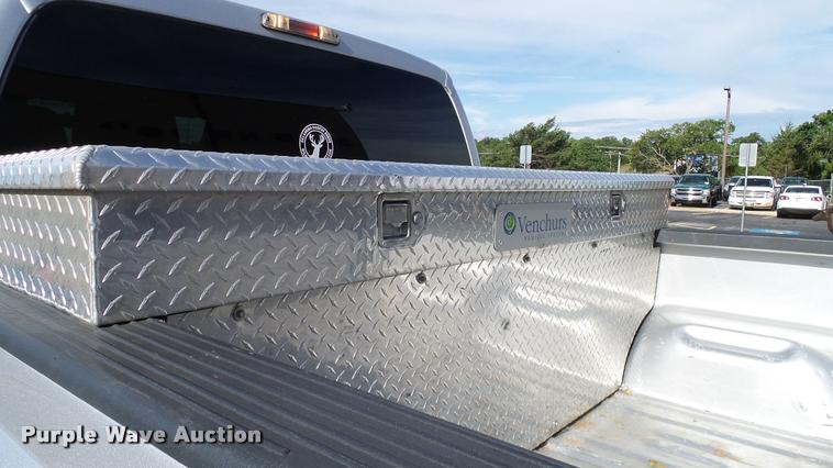 image for item DA6212 2015 Ford F250 Super Duty XLT Crew Cab pickup truck