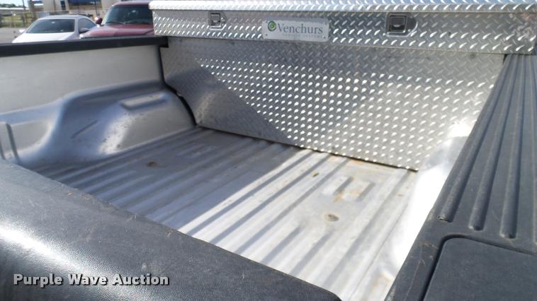 image for item DA6212 2015 Ford F250 Super Duty XLT Crew Cab pickup truck