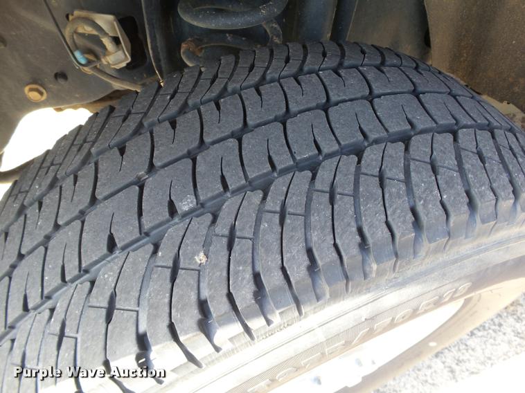 image for item DA6212 2015 Ford F250 Super Duty XLT Crew Cab pickup truck