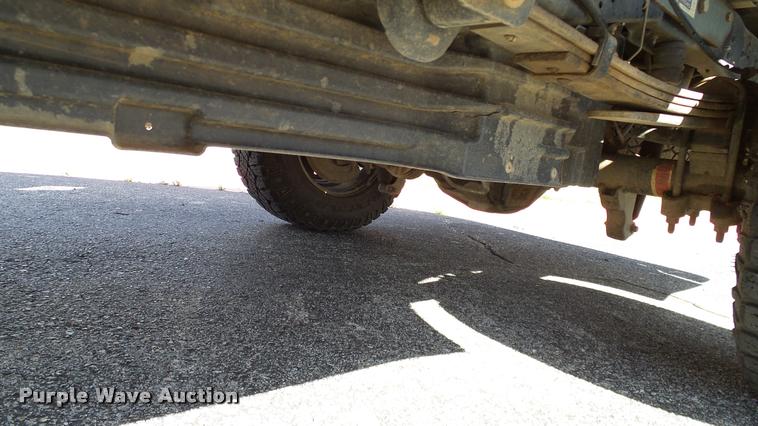 image for item DA6213 2011 Ford F250 Super Duty XL pickup truck