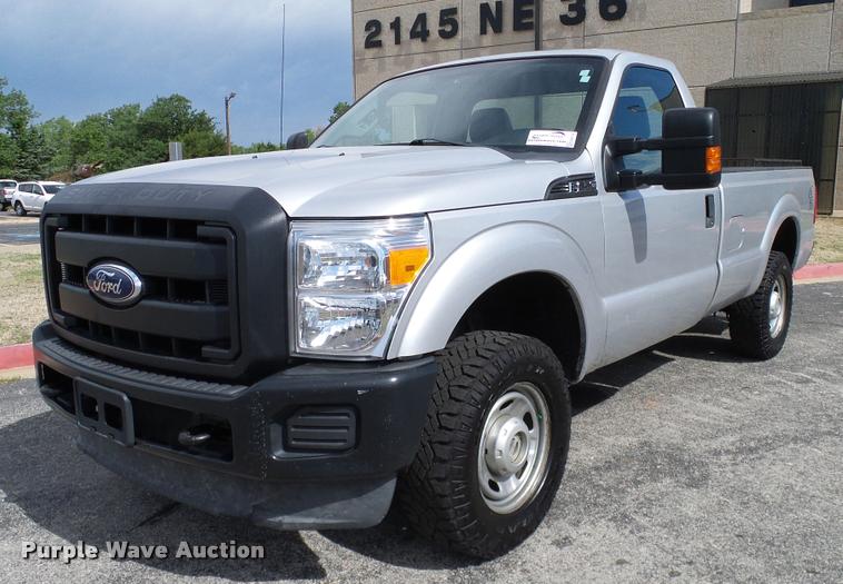 image for item DA6214 2011 Ford F250 Super Duty pickup truck