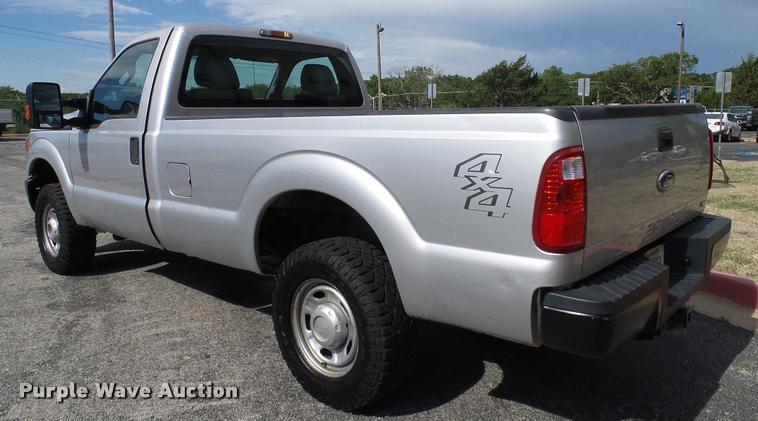 image for item DA6214 2011 Ford F250 Super Duty pickup truck