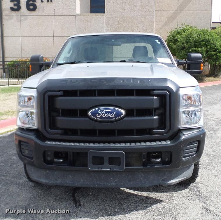 image for item DA6214 2011 Ford F250 Super Duty pickup truck
