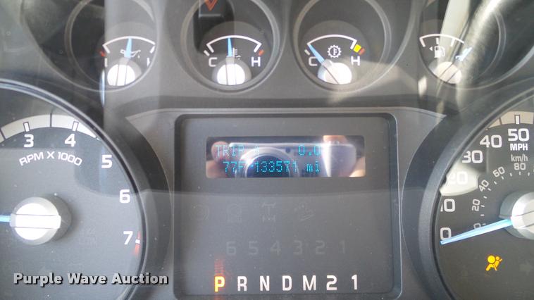 image for item DA6214 2011 Ford F250 Super Duty pickup truck