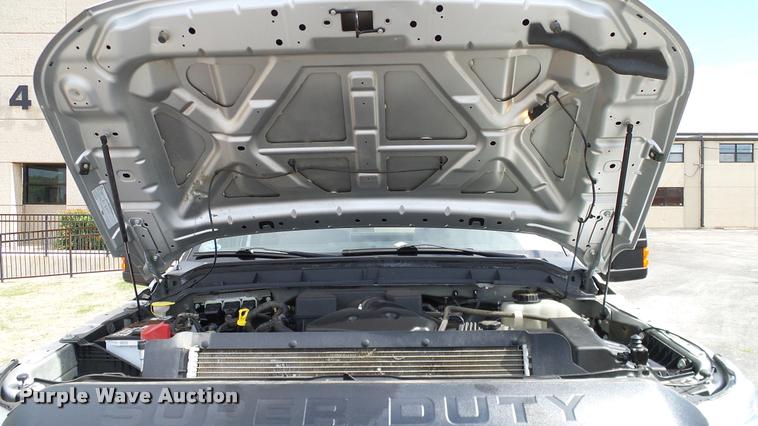 image for item DA6214 2011 Ford F250 Super Duty pickup truck