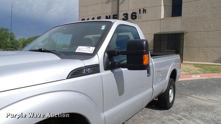 image for item DA6214 2011 Ford F250 Super Duty pickup truck