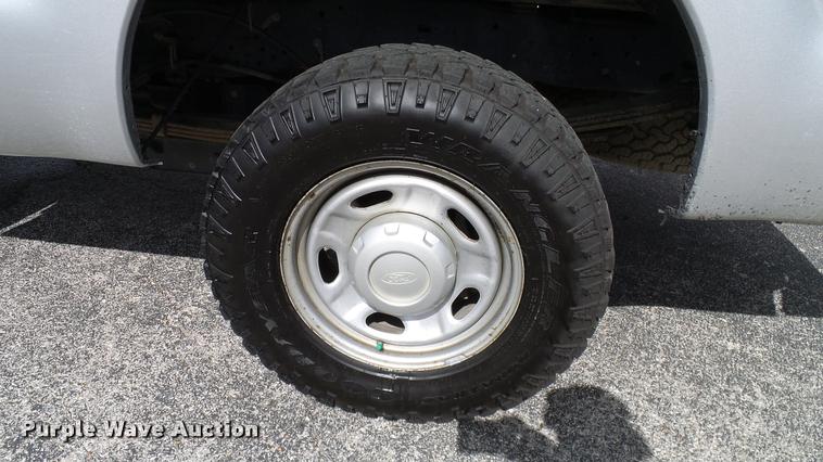 image for item DA6214 2011 Ford F250 Super Duty pickup truck