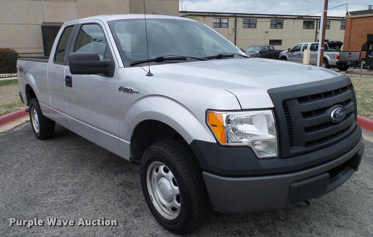 image for item DA6215 2011 Ford F150 XL SuperCab pickup truck