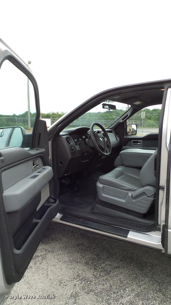 image for item DA6215 2011 Ford F150 XL SuperCab pickup truck