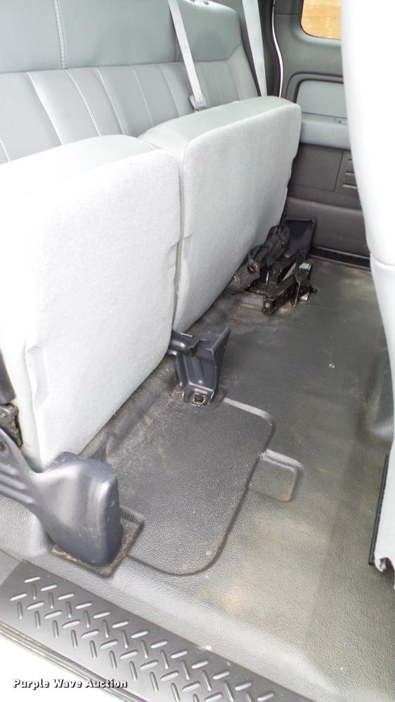 image for item DA6215 2011 Ford F150 XL SuperCab pickup truck