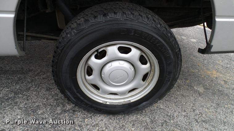 image for item DA6215 2011 Ford F150 XL SuperCab pickup truck