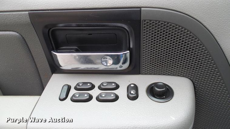 image for item DA6216 2007 Ford F150 XL SuperCab pickup truck
