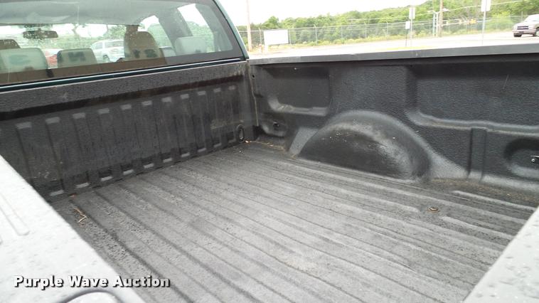 image for item DA6216 2007 Ford F150 XL SuperCab pickup truck