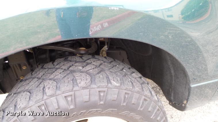 image for item DA6216 2007 Ford F150 XL SuperCab pickup truck