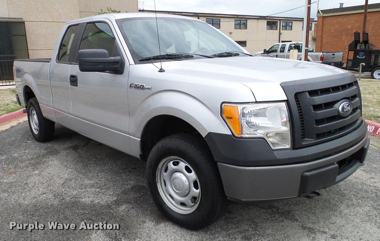image for item DA6217 2012 Ford F150 XL SuperCab pickup truck