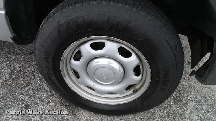 image for item DA6217 2012 Ford F150 XL SuperCab pickup truck