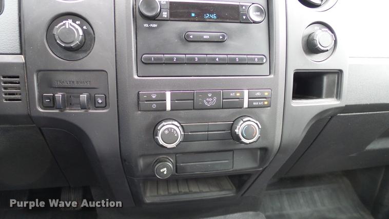 image for item DA6218 2011 Ford F150 XL SuperCab pickup truck