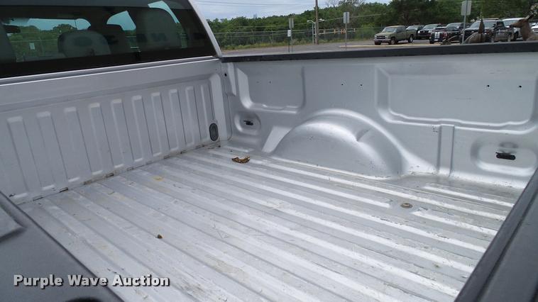 image for item DA6218 2011 Ford F150 XL SuperCab pickup truck