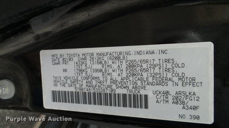 image for item DA6220 2003 Toyota Tundra Access Cab pickup truck