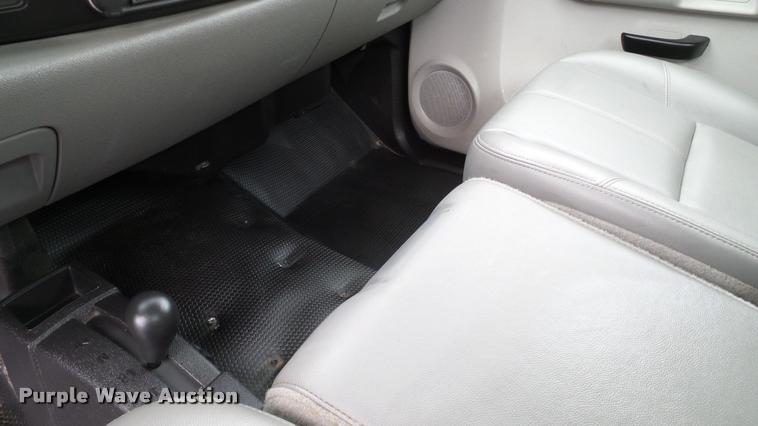 image for item DA6221 2009 Chevrolet Silverado 2500HD pickup truck