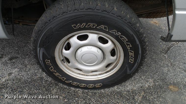 image for item DA6222 2011 Ford F150 SuperCrew pickup truck