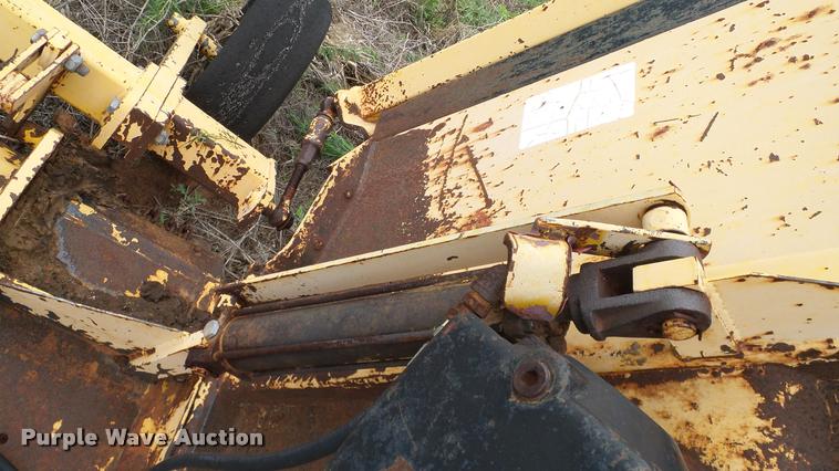 image for item DJ9964 Alamo A415 batwing rotary mower